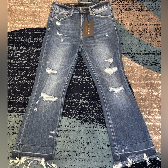 New with tags Women's Risen brand High Rise Straight Leg Jeans - Picture 1 of 8